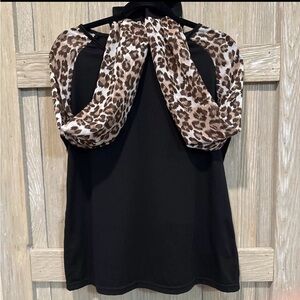 Zanzea Collection women’s blouse black with animal print sheer sleeves 3x.